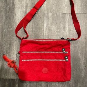 Kipling crossbody vibrant cherry red